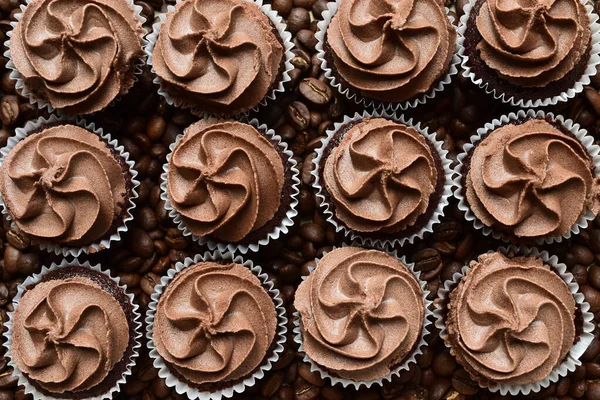 Prăjituri Ciocolată Fundal Alb — Fotografie, imagine de stoc