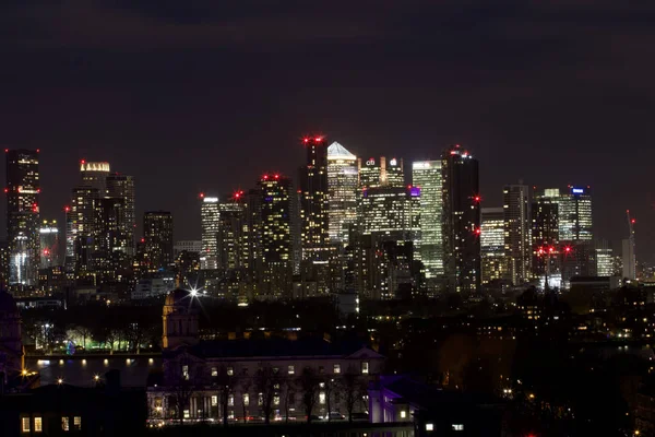 New York Eyaletinin Başkentinin Gece Manzarası — Stok fotoğraf