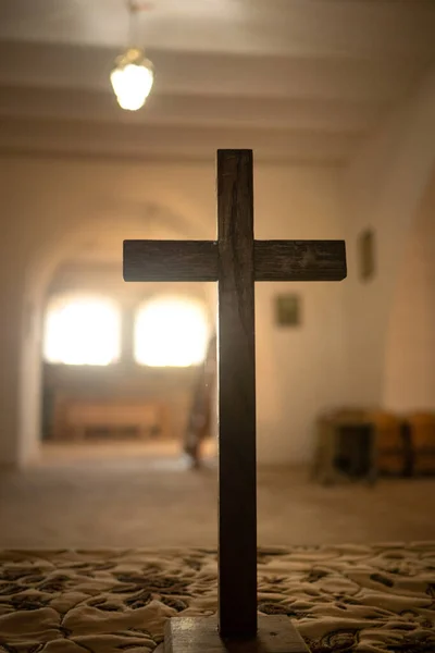 Croix Sur Église Soir — Photo