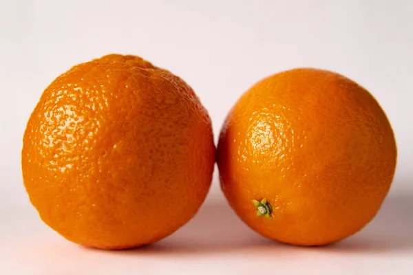 Frutas Naranjas Maduras Frescas Sobre Fondo Blanco — Foto de Stock