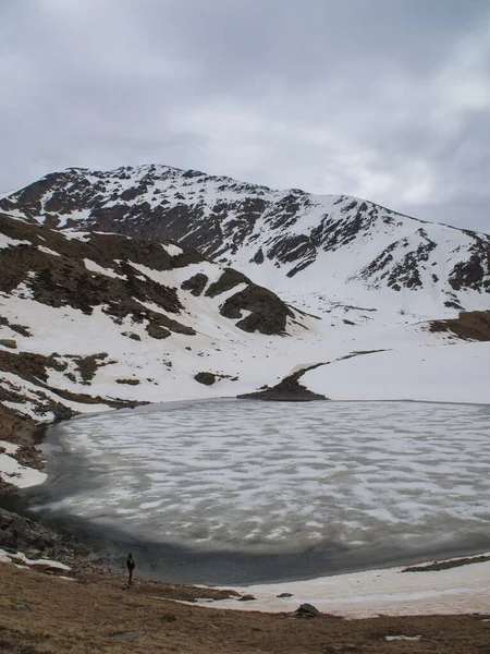 Bela Paisagem Com Neve Montanhas — Fotografia de Stock