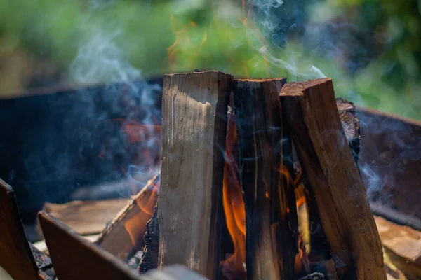 Płomienie Ognia Grillu — Zdjęcie stockowe