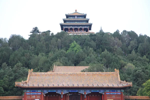 Ancien Temple Dans Parc — Photo