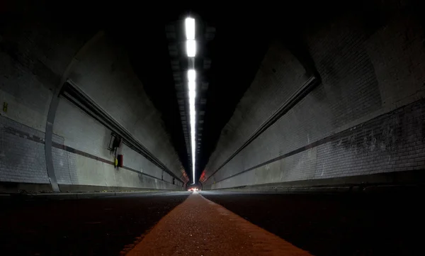 Bahn Tunnel Der Stadt — Stockfoto