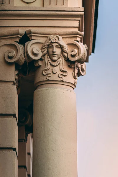 Detail Der Fassade Des Gebäudes Der Stadt Barcelona — Stockfoto