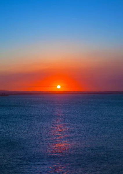 Hermoso Atardecer Sobre Mar —  Fotos de Stock