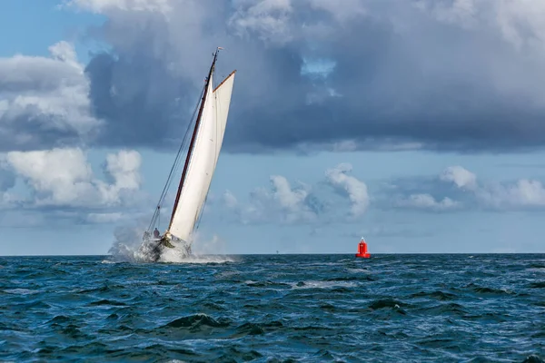 Une Vue Navire Dans Mer — Photo