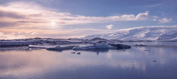 Belle Vue Sur Lac Dans Les Montagnes — Photo