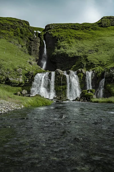 Krásný Vodopád Horách — Stock fotografie