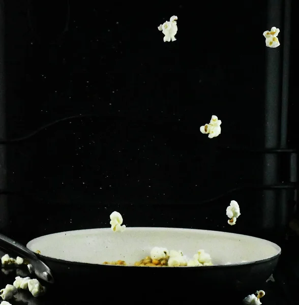 Popcorn Der Schüssel — Stockfoto