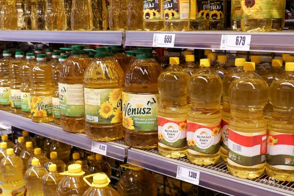 Különböző Típusú Fűszerek Egy Szupermarketben — Stock Fotó
