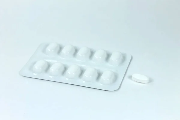 Pillen Blisterverpakking Witte Achtergrond — Stockfoto