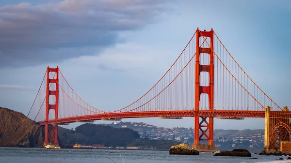 Puente Sobre Bahía Viaje — Foto de Stock