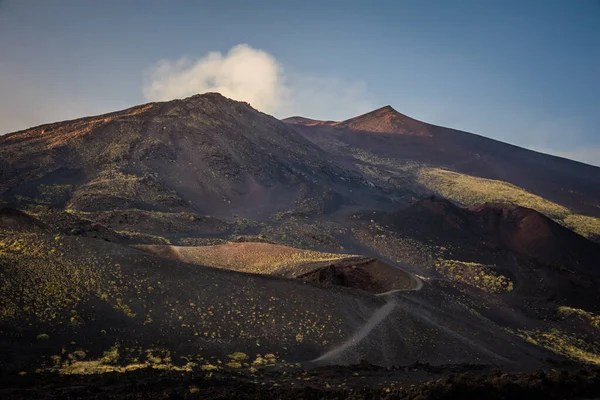 Hermoso Paisaje Del Valle Del Volcán Las Montañas — Foto de Stock