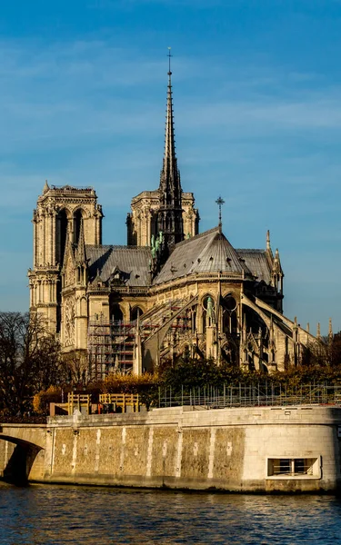 Notre Dame大教堂 — 图库照片