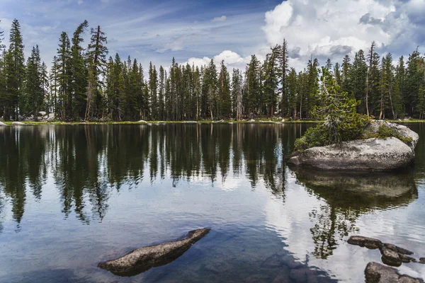 Bellissimo Lago Montagna — Foto Stock