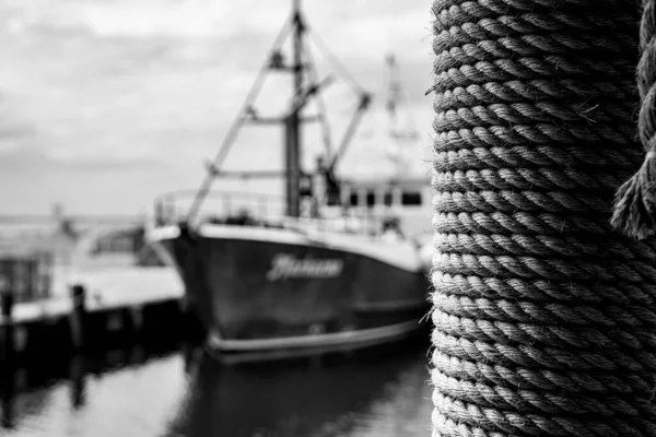 Barca Pesca Bianco Nero — Foto Stock