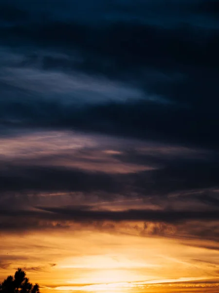 Beau Ciel Couchant Avec Nuages — Photo