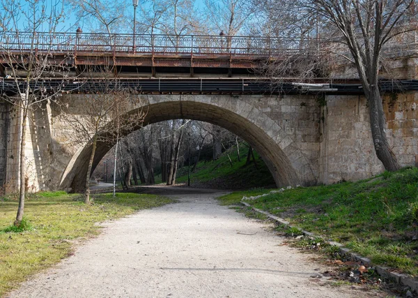 Pont Dans Parc — Photo