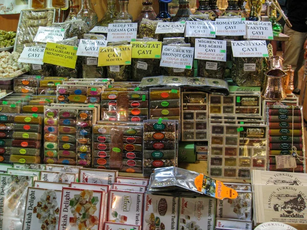 Monte Diferentes Tipos Especiarias Mercado — Fotografia de Stock