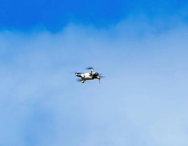 Dron Volando Cielo —  Fotos de Stock