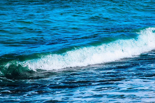 海水中的海浪 — 图库照片