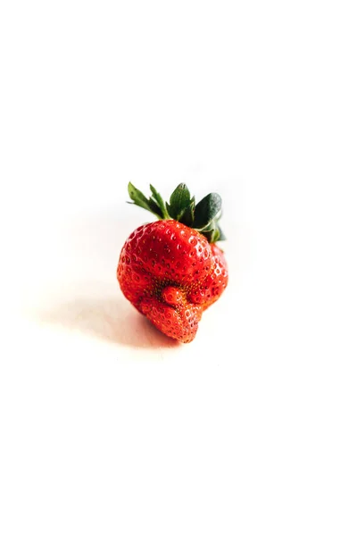 Verse Rijpe Aardbeien Witte Achtergrond — Stockfoto