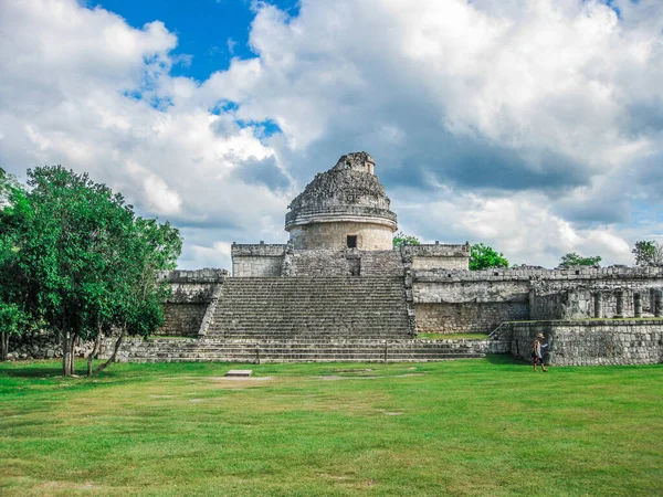 2016年6月19日メキシコのチチェン イッツァ 世界のマヤ寺院の遺跡 — ストック写真