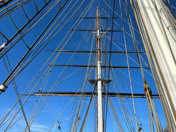 Segelboot Auf Dem Meer — Stockfoto