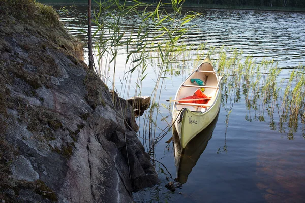 Kayak Sur Rivière Matin — Photo