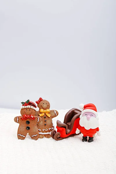 Рождественское Пряничное Печенье Белом Фоне — стоковое фото