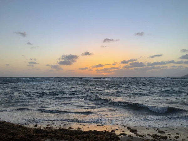 Schöner Sonnenuntergang Über Dem Meer — Stockfoto