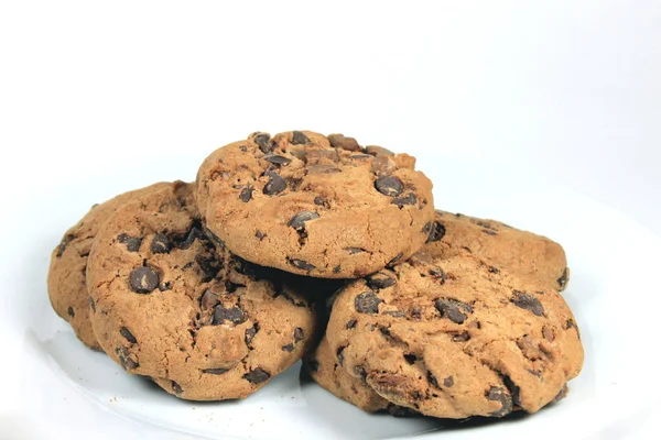 Csokoládé Chip Cookie Elszigetelt Fehér Alapon — Stock Fotó