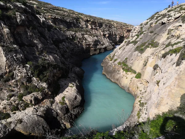 Dağlardaki Nehrin Güzel Manzarası — Stok fotoğraf