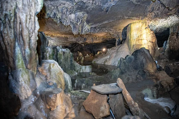 Cueva Las Montañas Naturaleza — Foto de Stock