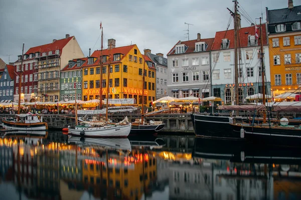 Copenhagen Denmark July 2019 Hermosa Arquitectura Colores Vibrantes — Foto de Stock