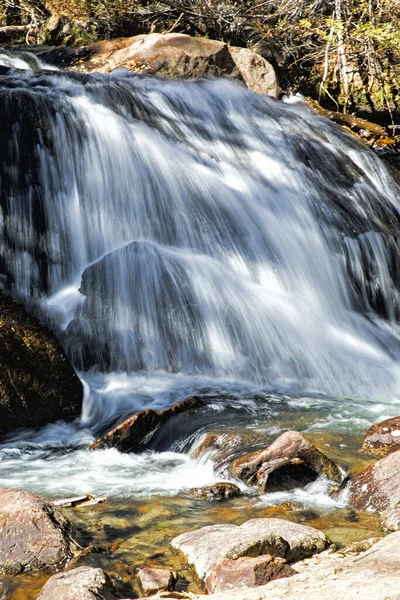 Piękny Wodospad Lesie — Zdjęcie stockowe