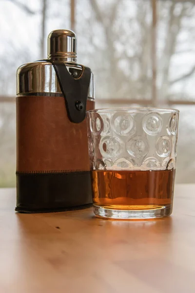 Pahar Whisky Gheață Masă Lemn — Fotografie, imagine de stoc