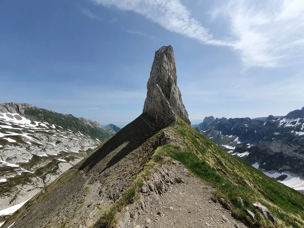 Schöne Aussicht Auf Die Berge — Stockfoto