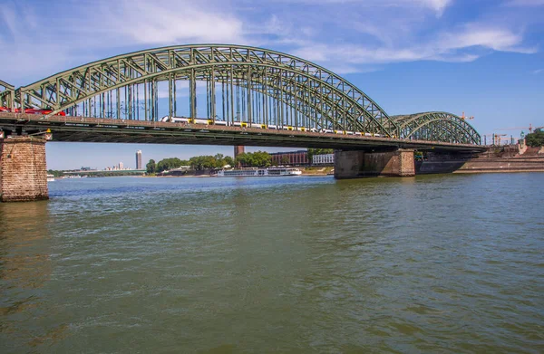 Bro Över Floden Staden Amsterdam — Stockfoto