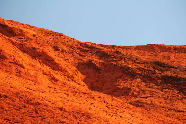 赤とオレンジの砂漠の背景 — ストック写真