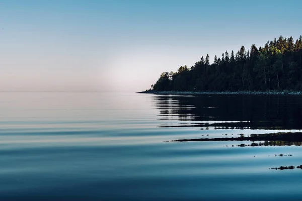 Prachtig Uitzicht Het Meer Ochtend — Stockfoto