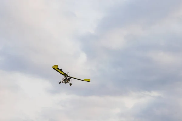 Drone Voando Céu — Fotografia de Stock