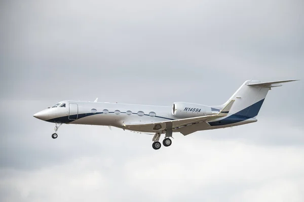 Avión Pasajeros Volando Cielo — Foto de Stock