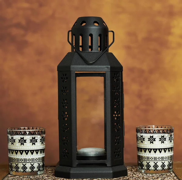 Lanterna Madeira Velha Com Uma Vela — Fotografia de Stock