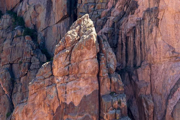 以色列北部山区的岩层 — 图库照片