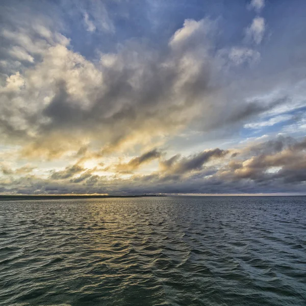 Belo Pôr Sol Sobre Mar — Fotografia de Stock