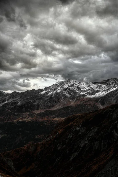 Bellissimo Paesaggio Della Montagna — Foto Stock