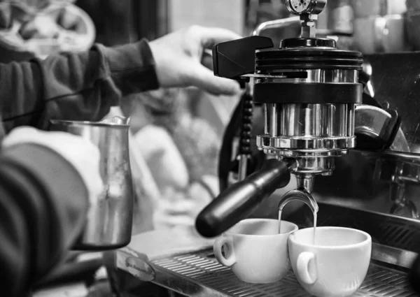 Kávékészítési Folyamat Fekete Fehér Folyamat — Stock Fotó