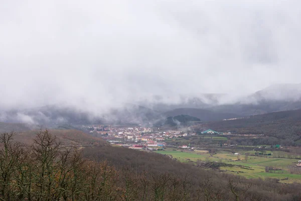 Bela Paisagem Nas Montanhas — Fotografia de Stock